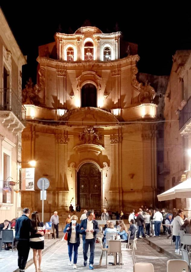 Villa Tannur Del Carmine à Noto Extérieur photo